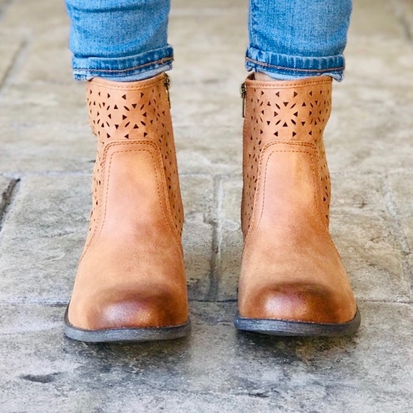 Urban Outfitters Shoes - Rustic Distressed Cognac Perforated Ankle Boots